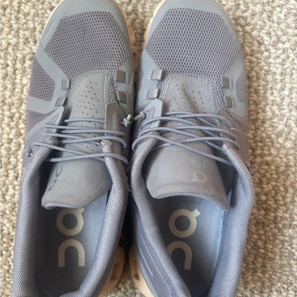 On Running Shoes - On Cloud Sneakers